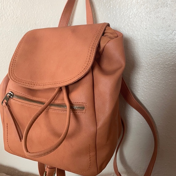 Universal Thread Mini Backpack - Picture 1 of 3